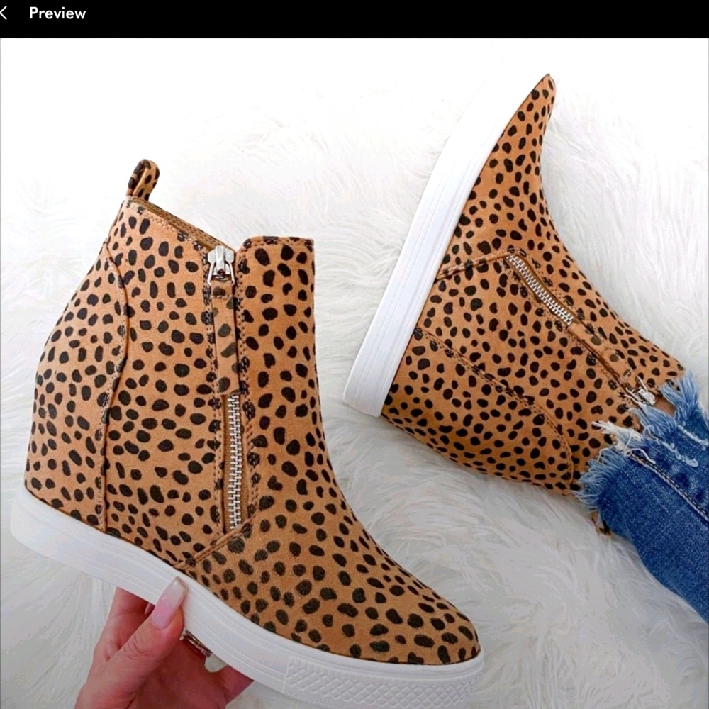 QUEEN OF THE JUNGLE WEDGE SNEAKERS
